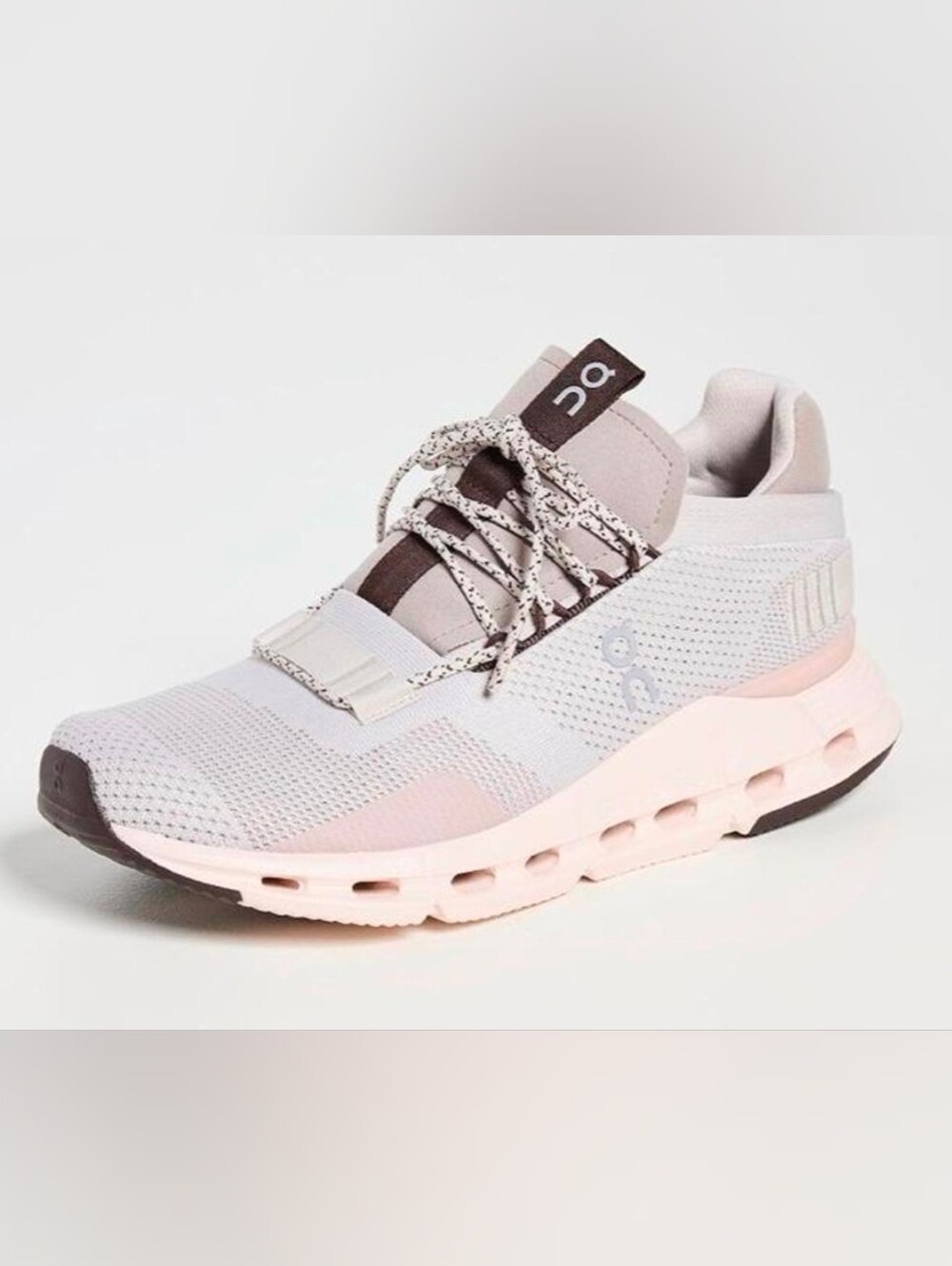 On Cloudnova Women's Pearl Shell Size 10